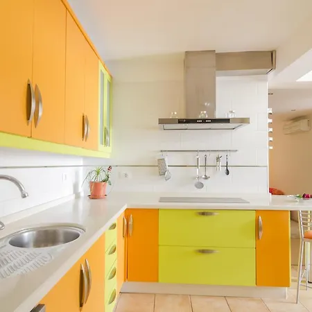 Apartamento En Chayofa Los Cristianos 美洲海滩